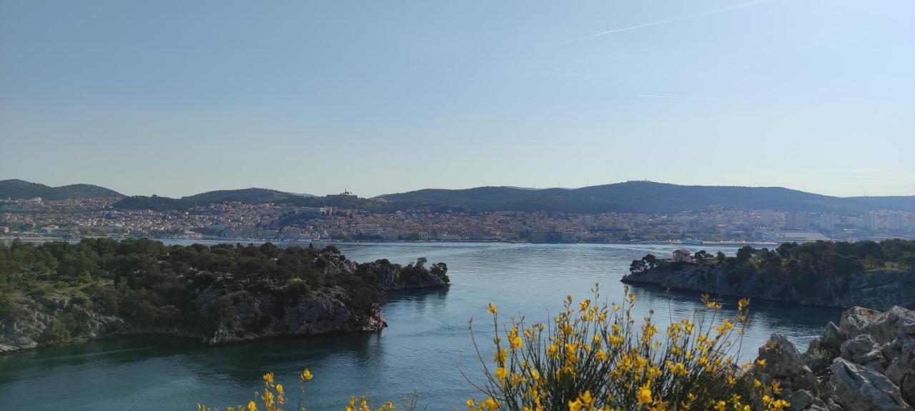 My Little Paradise Sibenik Bagian luar foto